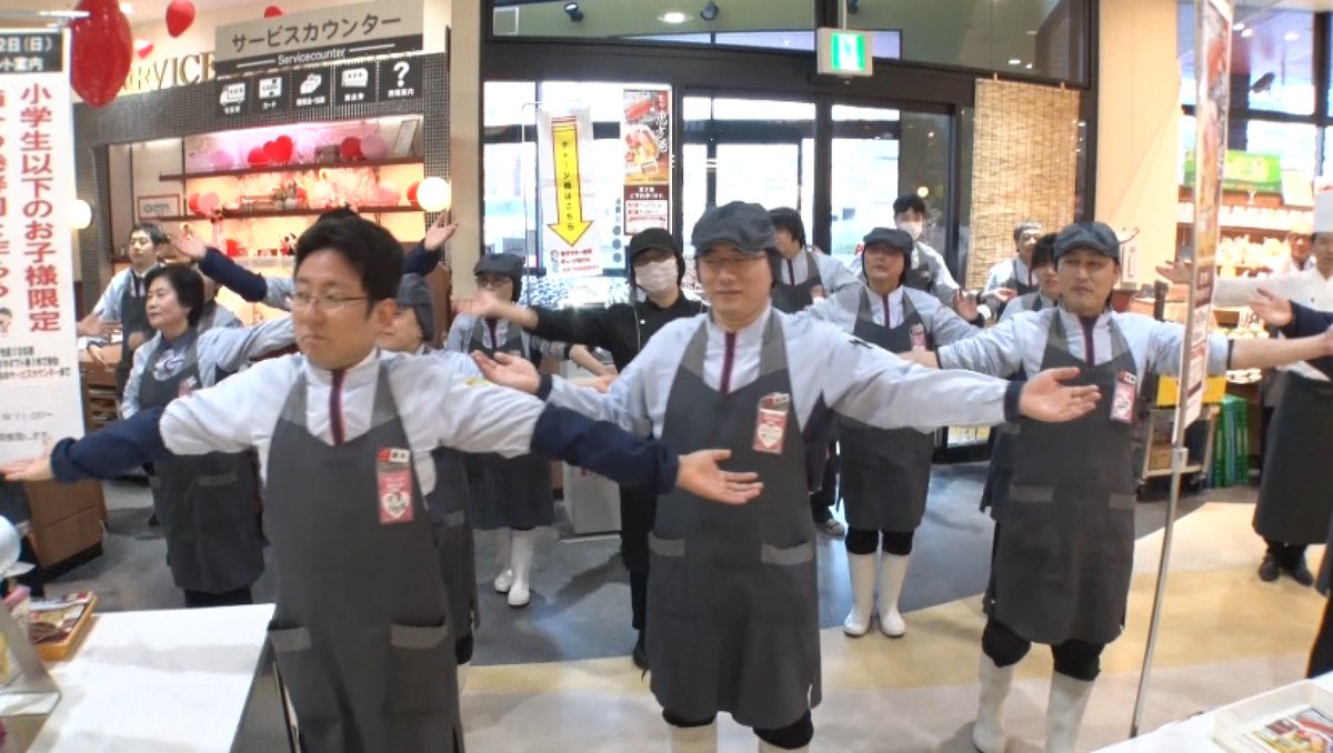 ガイアの夜明け 番組公式ツイッター こんばんは きょう夜10時から放送の ガイアの夜明け は 地域スーパー の乱 主婦に人気の 健康 スーパー 店員もー３６キロのダイエットに成功したワケとは プロも買いに来る 激安鮮魚 スーパー 400人の大行列が