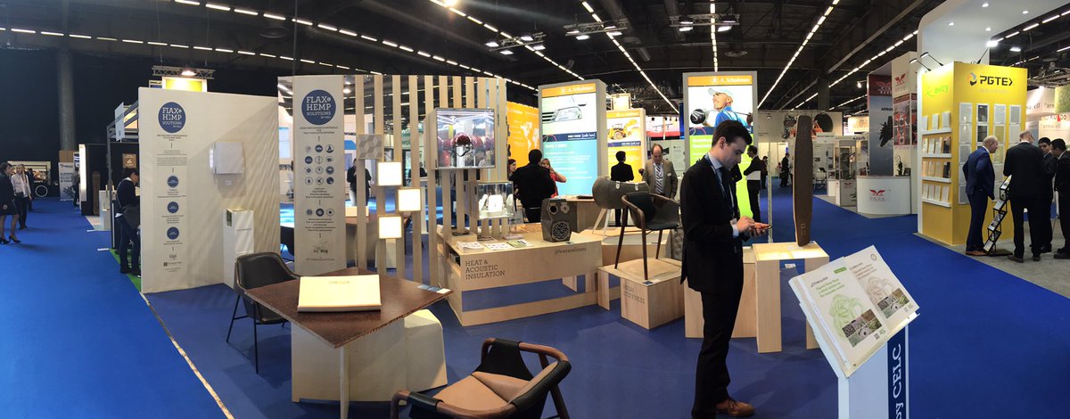 Flyne32's tweet photo. Stand du @CELC et du @PoleIAR au #JECWORLD2017 https://t.co/0GQNkUJJYq