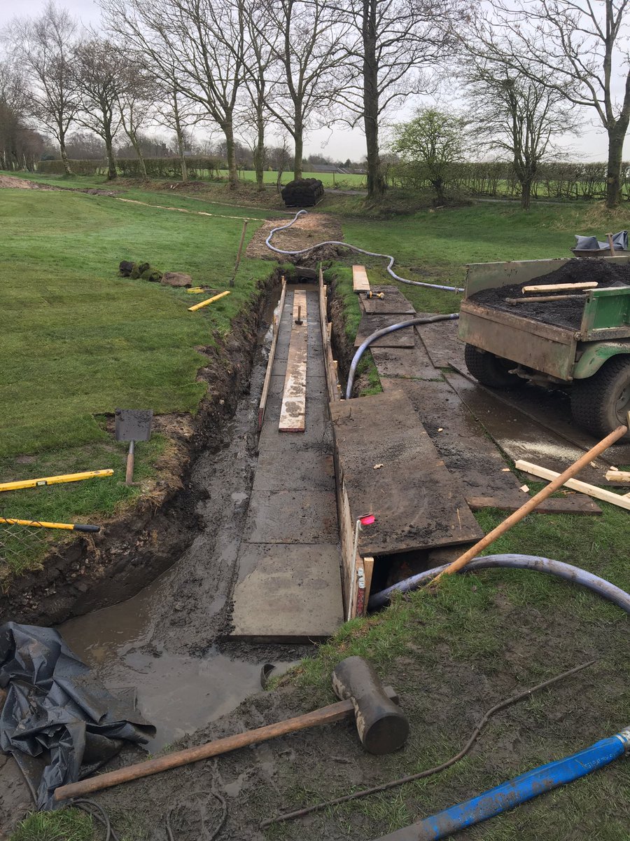 HindleyHGC's tweet photo. And suddenly it was green, turf going down a charm, remainder of flags in short side of ditch side wall being built. #thingsaregoinggood https://t.co/JEjuWQ8fTF