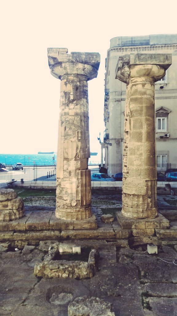 Nella #GiornataDelPaesaggio uno dei piú bei monumenti di Taranto! #WeAreinPuglia #PaesaggioItaliano