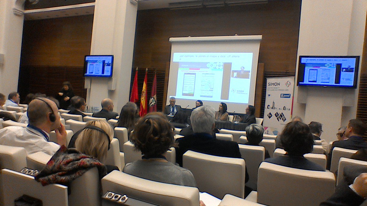 SIMONEUProject's tweet photo. Pedro Marron @Locoslab: #SIMONMobile app allows multimodal outdoor and indoor navigation with public and private transport #FinalEventsimon https://t.co/6kx1TPjLHg