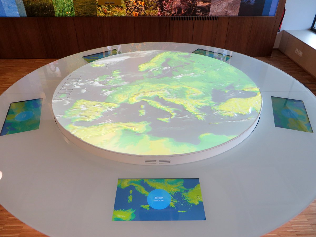 After the success of #ErlebnisEuropa expo in #Berlin, a new #EuropaExperience was inaugurated last week in Ljubljana.bit.ly/2jrf8FI