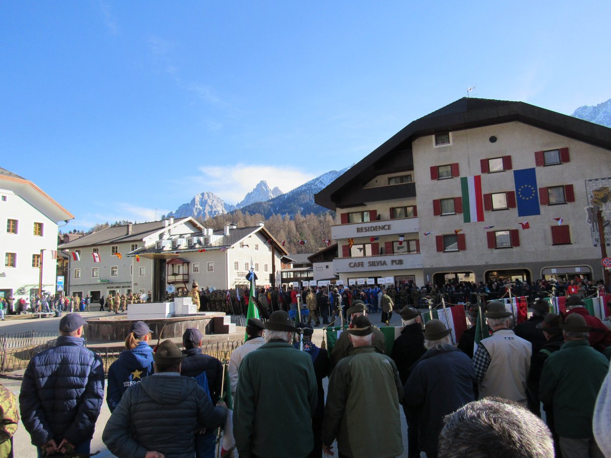 Von 13.03-19.03.17 finden die Skimeisterschaften der Gebirgstruppen in Innichen und Umgebung statt! 🗻🎿
#SanCandido #Innichen