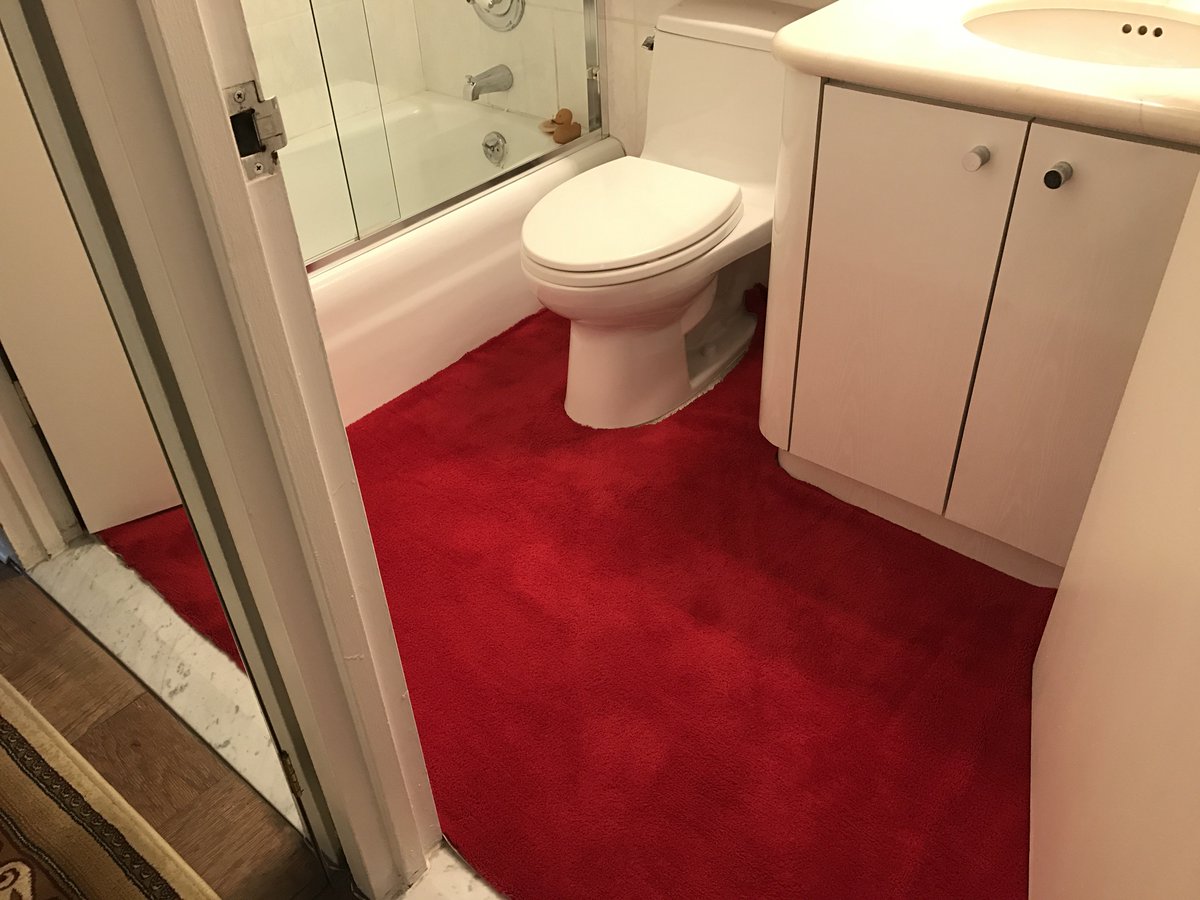 297jagcpt's tweet photo. Have you wondered how red #bathcarpet would look in your #bathroom? https://t.co/xaeigGI7nK