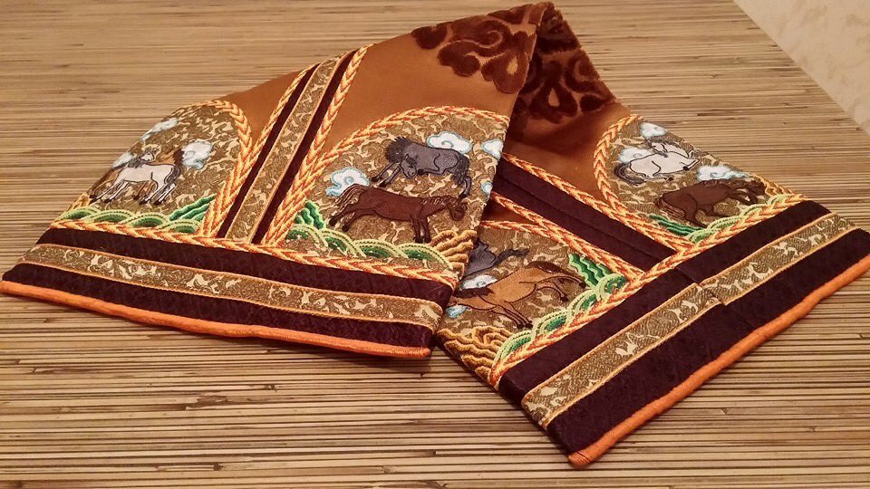 Хөөрөгний даалин (@bmoonoo) on Twitter photo 