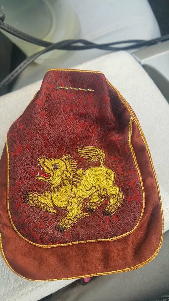 Хөөрөгний даалин (@bmoonoo) on Twitter photo 