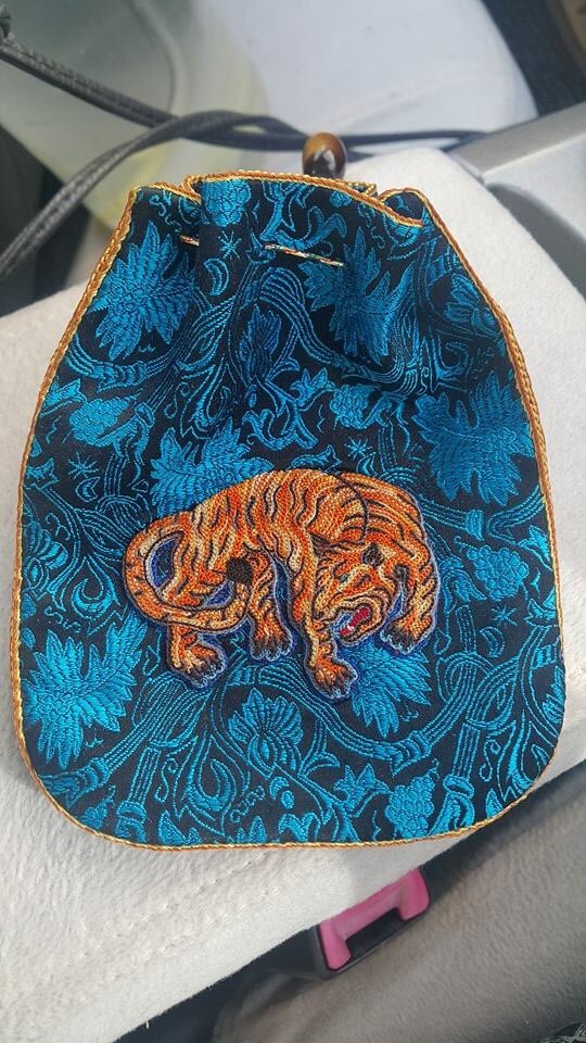 Хөөрөгний даалин (@bmoonoo) on Twitter photo 