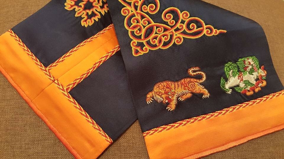 Хөөрөгний даалин (@bmoonoo) on Twitter photo 