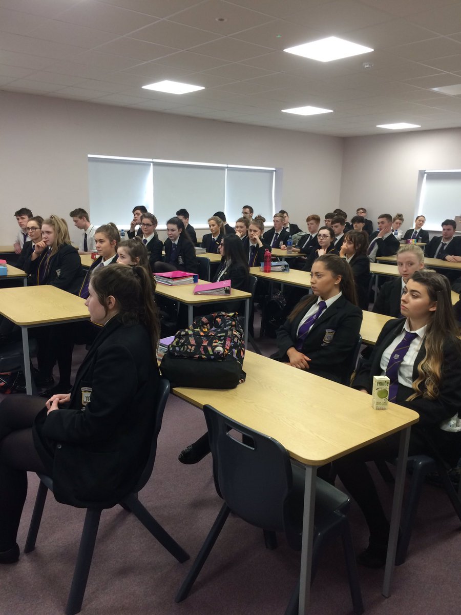 BusinessICTSMH's tweet photo. @CareersStMarks @pkffpm @stmarkswpoint Get 'career ready' and get @LinkedIn thanks Nicole from PKFFPM https://t.co/uja5Gat3TN