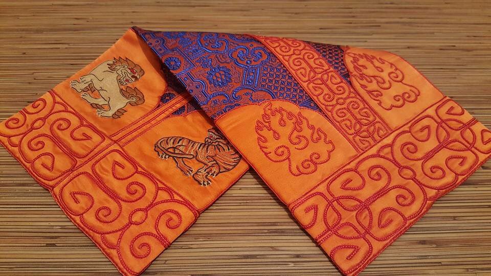 Хөөрөгний даалин (@bmoonoo) on Twitter photo 