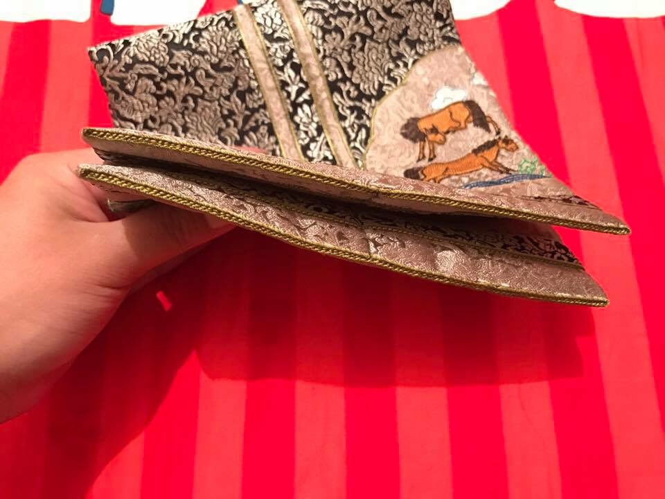 Хөөрөгний даалин (@bmoonoo) on Twitter photo 