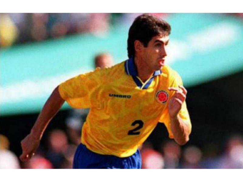 EstrellaOnline's tweet photo. #Deportes Hoy el desaparecido futbolista colombiano Andrés Escobar, estaría cumpliendo 50 años de vida
>https://t.co/FcrzTbuuVU https://t.co/UsfVTTiEYf