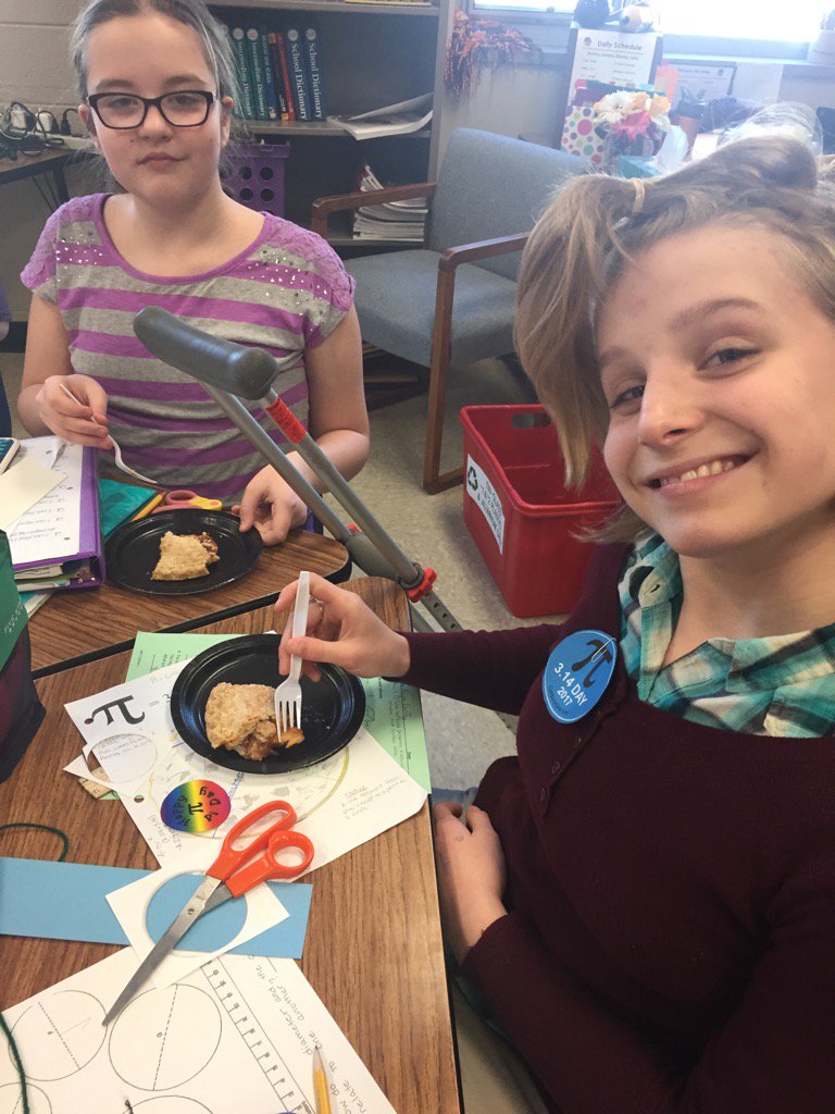 RMSReilly's tweet photo. Enjoying pie on Pi day as we learn about circumference and area of circles. #6thGradeRocks #rASDTC https://t.co/PWi4DzF6U9