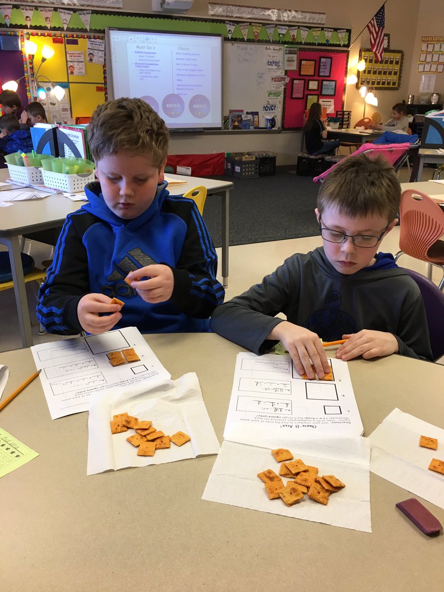 mrsplowmangre's tweet photo. Using Cheeze-It's for Area #cotaughtmath https://t.co/aFJsPjVAca