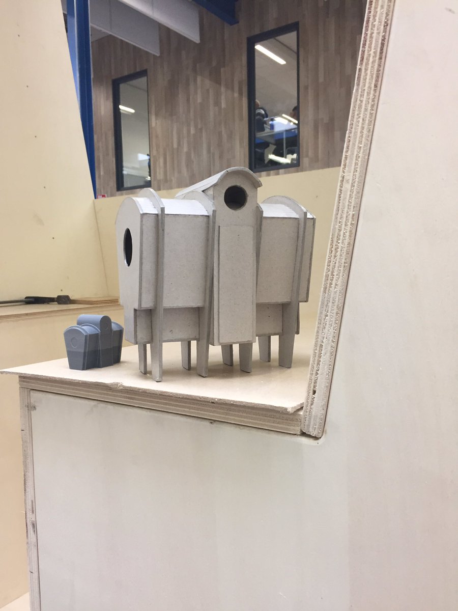 Het gaat snel #scapehouse <a href="/Bouwmensen/">Bouwmensen Nederland</a> leerlingen van #vmbo @vmbo_xl <a href="/Het_ElementVMBO/">Het Element</a> <a href="/VCAmersfoort/">vakcollegeamersfoort</a>