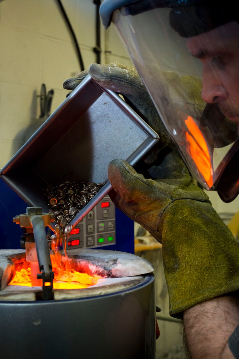 londonfoundry's tweet photo. Casting in our Bronze Foundry: Follow our team to see what we have been making and see what we can cast for you: https://t.co/cSrXVs6sdN https://t.co/opqnPCxKu0