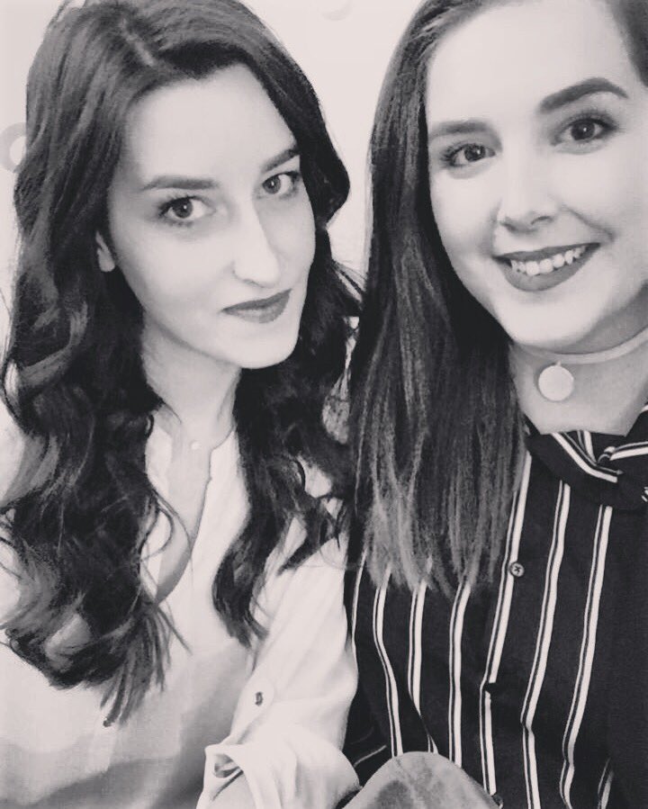 DaenerysPau's tweet photo. @anaischassot Déjà 1 mois que tu es partît tu me manques.. vivement qu'on se retrouve ! #suissesse https://t.co/PkMJR88FHX