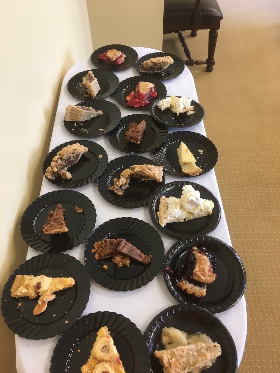 VHSilvercrest's tweet photo. @VHSilvercrest #TrilogyPiDay residents having their pie and eating it too! https://t.co/SdUZDWhoo8