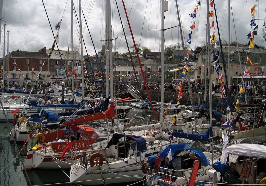 TheBBDirectory's tweet photo. Take the #Padstow to #HarbourCove #coastalwalk this #Spring &amp; #stay in #LittlePetherick nearby. https://t.co/fuutPjCWrP #CoastWalkStay #UK https://t.co/Nm9g2WSwsx