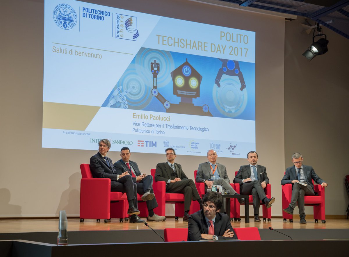 intesasanpaolo's tweet image. Il #Techshareday 2017 è quasi al termine. Grazie a tutti i partecipanti di questa giornata @PoliTonews @TIM_official group.intesasanpaolo.com/scriptIsir0/si…