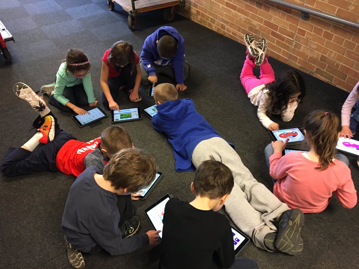 JMcCormickRPS's tweet photo. Scratch Jr. coding with Mrs. Strain's students. @FolwellFalcons https://t.co/oz5TzmGCuq
