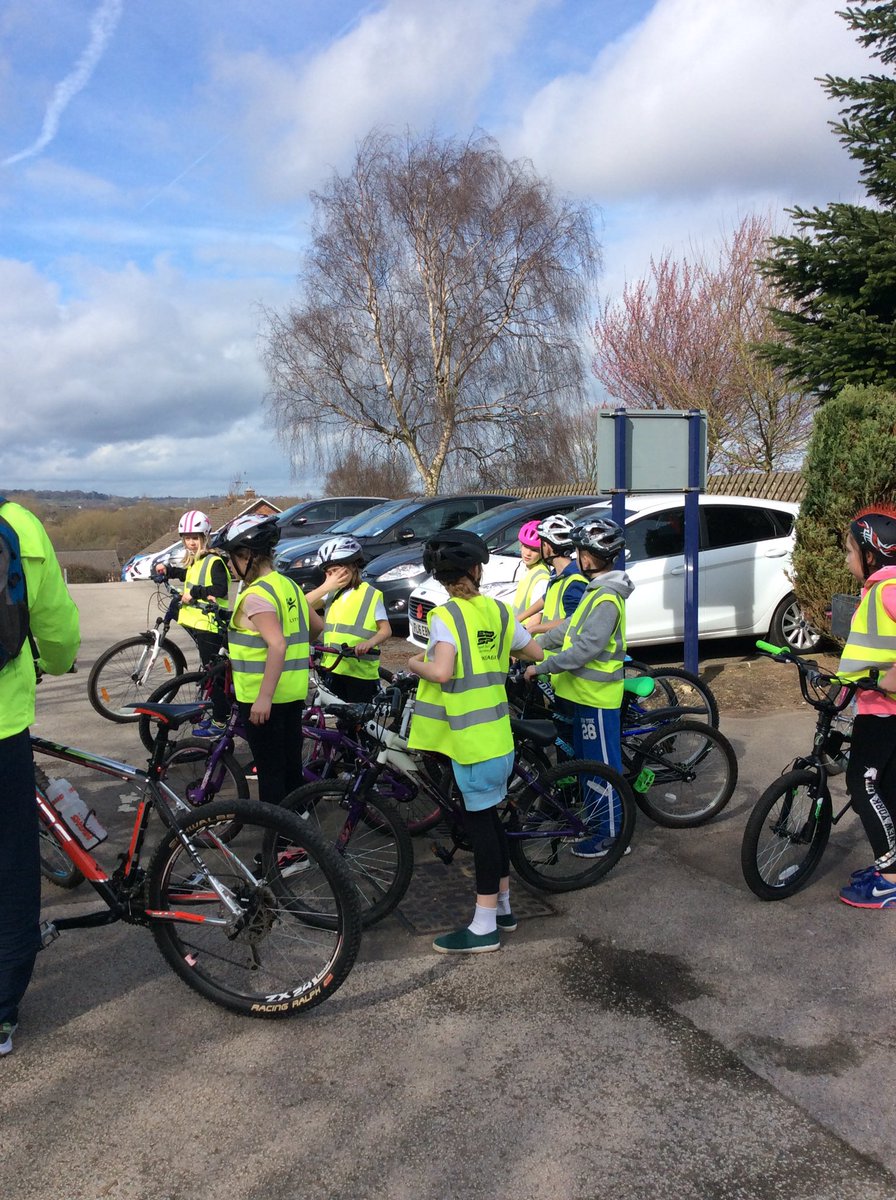 Ladywood_PE's tweet photo. Fantastic weather today for Bikeability at Ladywood. @Erewash_SSP @Ladywood_LM https://t.co/SnkENwIZqx