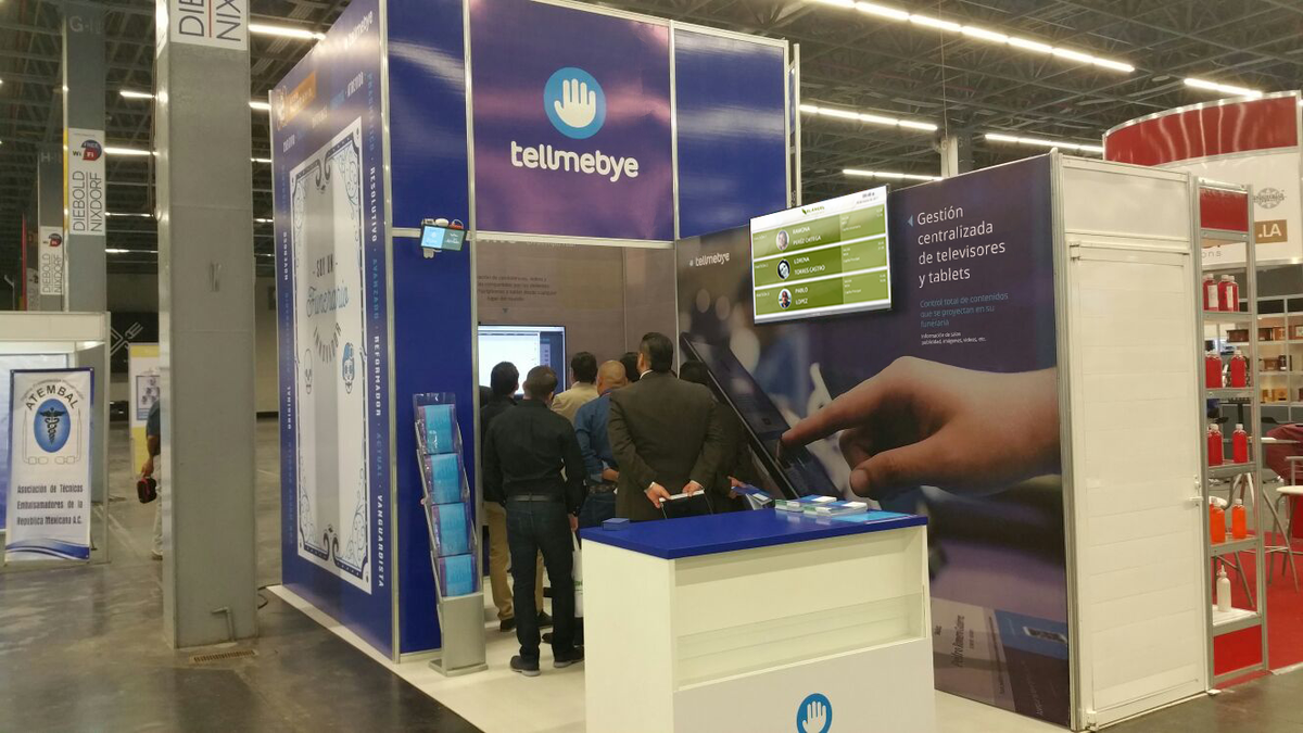 tellmebye's tweet photo. ¡Primer día de @ExpoMexicoFuner superado! Muchas personas se acercaron a conocer la herramienta. 😀 #Funerarias #GestiónFuneraria #Innovación https://t.co/Z9WIPP0V5S