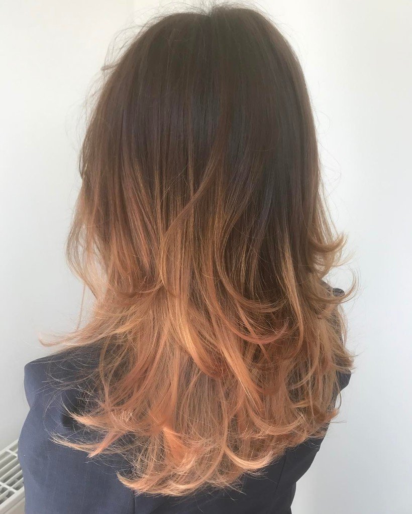 claireneedham1's tweet photo. In love with rose gold hair #wellalife #rosegold #balayage #haircolour #wellacontouring #wellacolourmasterexpert https://t.co/dhamoiZ4to