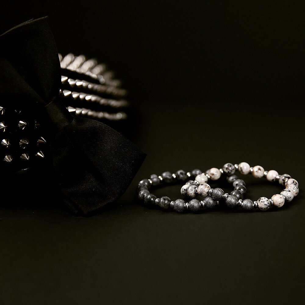 EnzinoByInt's tweet photo. La collection homme est à l'honneur aujourd'hui !☀️
#lesinterchangeables #collectionhomme #men #jewelry #madeinFrance https://t.co/gJdV4CnuCa