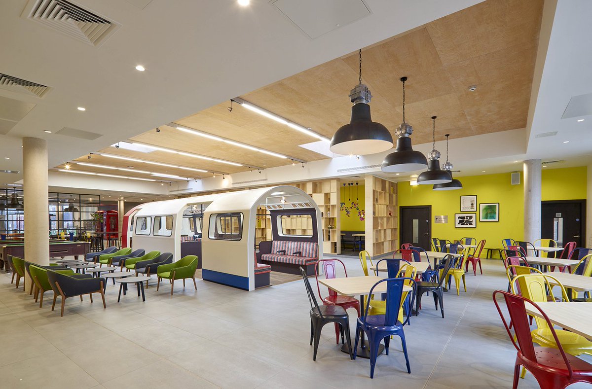 SpringMews's tweet photo. Who wouldn't want to live in 1 of the most Instagrammable student homes? #SpringMews Thanks @MTVUK @MyStudentHalls https://t.co/5QYgP3JaNp https://t.co/BNyA6CiBVX