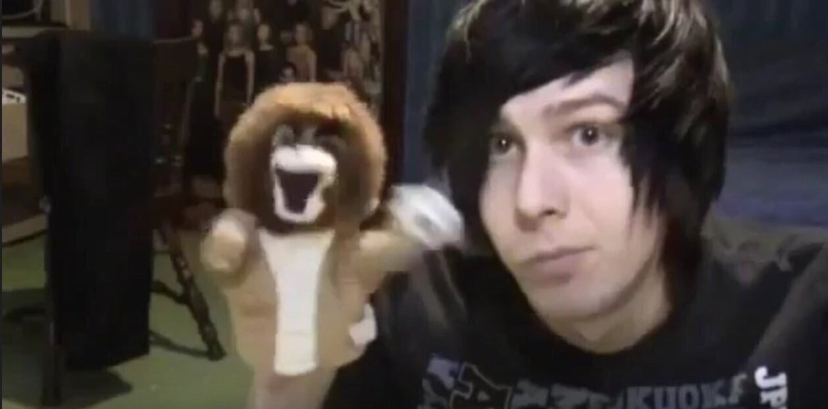 asleepyphill's tweet photo. congrats baby boy i love you so much #4MillForPhil @AmazingPhil https://t.co/yCYESGmUTA