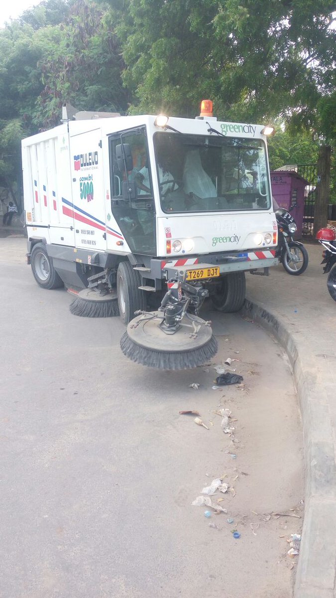 greencity_tz's tweet photo. #mydaressalaam
#Africaupdates
#dulevosweeper
#dulevoint https://t.co/uRIcKIGuFY