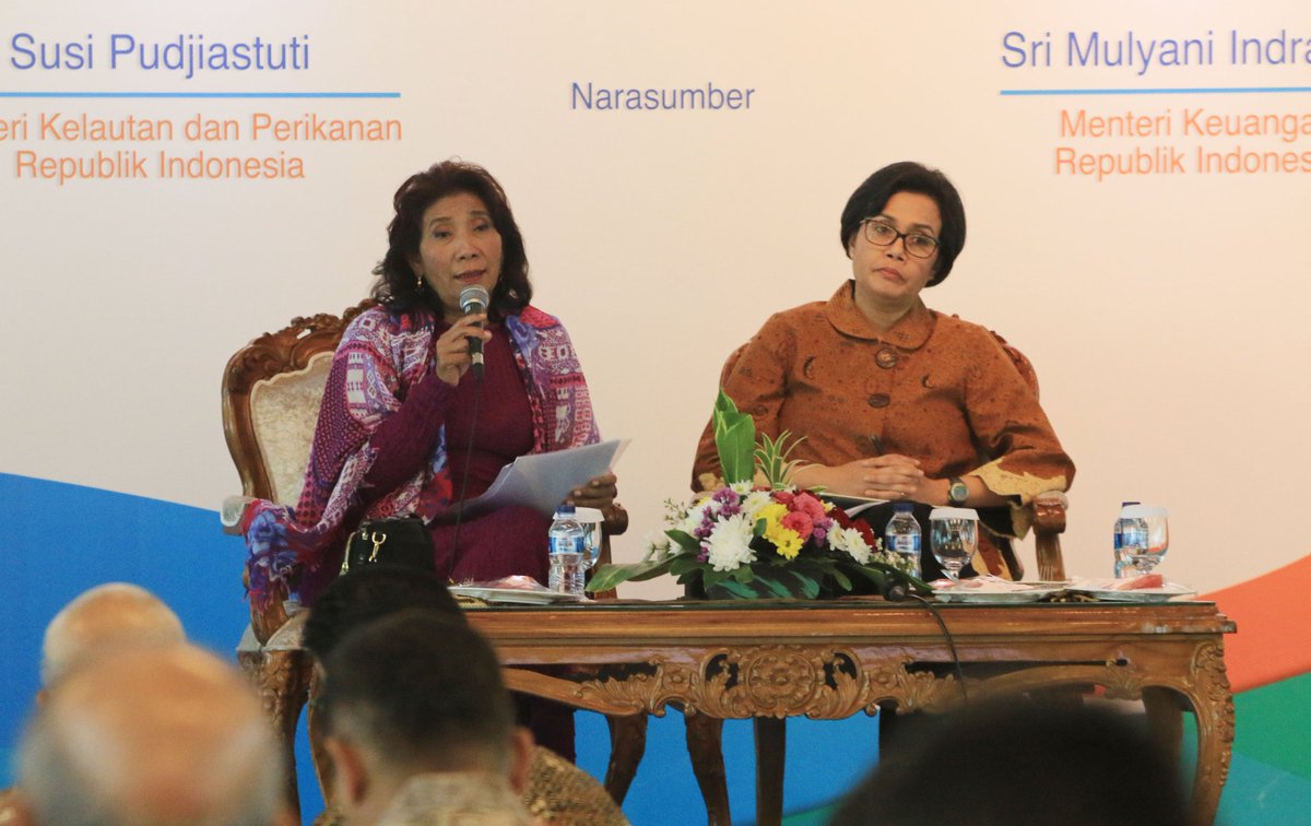 kkpgoid's tweet photo. MKP @susipudjiastuti &amp; Menkeu Sri Mulyani berdialog dgn 150 pengusaha perikanan di Jkt, siang tadi (14/3). Klik 👉😊
https://t.co/SgYqrYDX3J https://t.co/MxcRXqvFwu