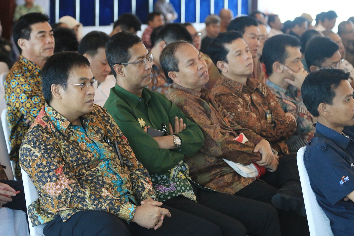kkpgoid's tweet photo. MKP @susipudjiastuti &amp; Menkeu Sri Mulyani berdialog dgn 150 pengusaha perikanan di Jkt, siang tadi (14/3). Klik 👉😊
https://t.co/SgYqrYDX3J https://t.co/MxcRXqvFwu