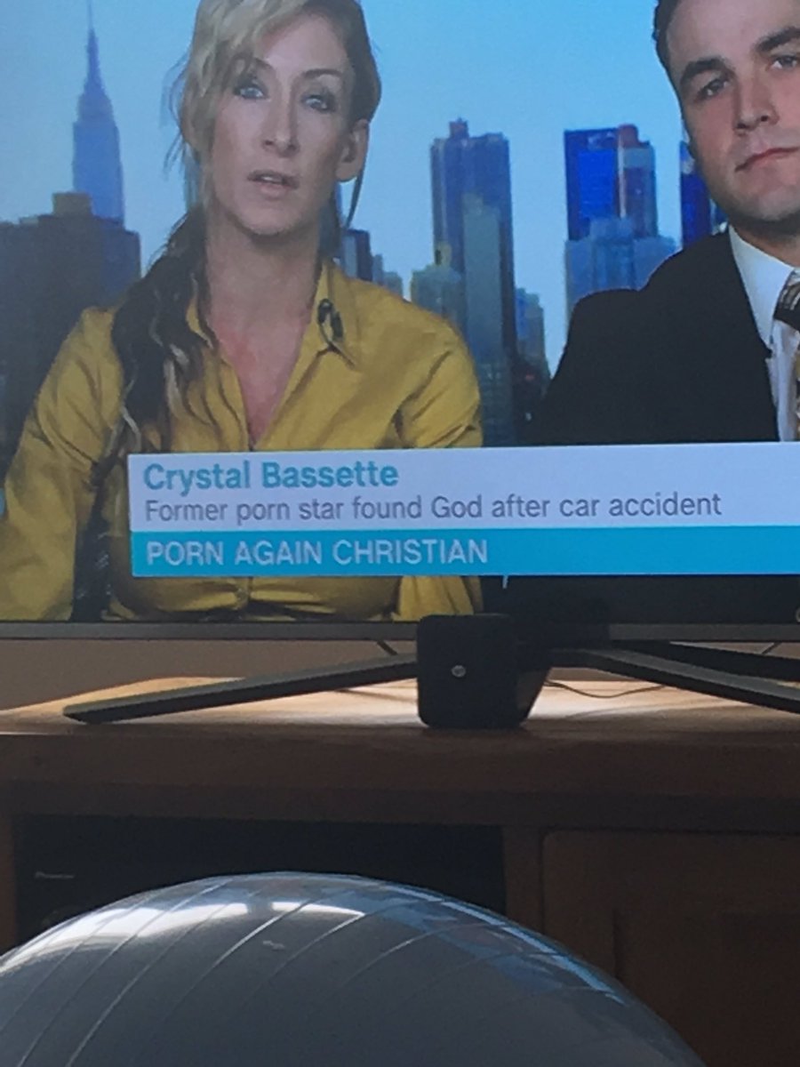 mybakingworld's tweet photo. Whoever wrote this tag line on #ThisMorning is my new hero 😂😆😂 https://t.co/YVnTlf9eDn