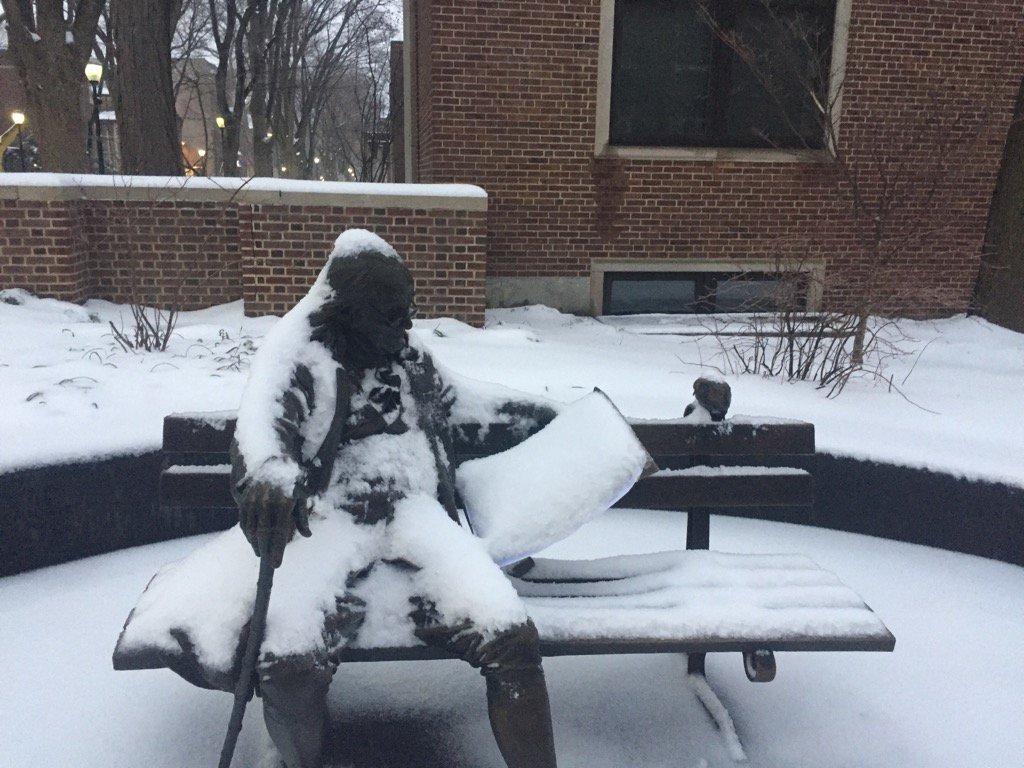 Paul__Schroder's tweet photo. Ben @Penn #philadelphiaweather https://t.co/pISXKxiVN2