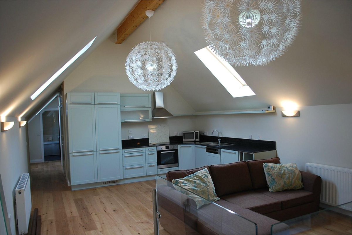ChartersEstateA's tweet photo. #ToLetTuesday
Stunning village rental...
#Hursley nr #Winchester
£1,100pcm
https://t.co/UNm9lTFJNo
#propertyhants @rightmove @OnTheMarketCom https://t.co/i36b8pJfWq