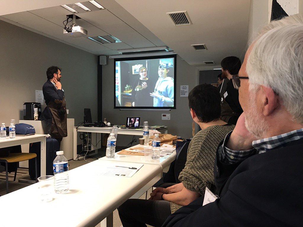 A direct line to gemba in a 365 shop in Barcelona. So cool!! #LeanIT2017