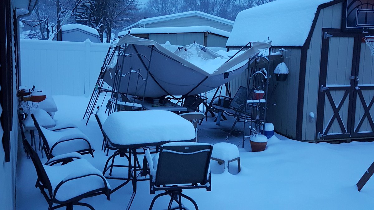 syronsdance's tweet photo. @TuckerFox5  @fox5dc  Hagerstown, Md
#fox5snowday https://t.co/zGnGyfd3NJ