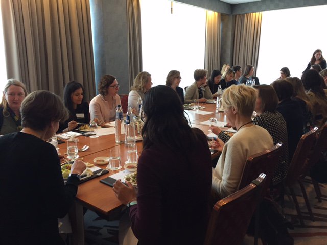 OliverWyman's tweet photo. @RupalKantaria at Women In Risk session starting, full house! #RMInsurance #whenwomenleadfs https://t.co/ZclMkOLSf5