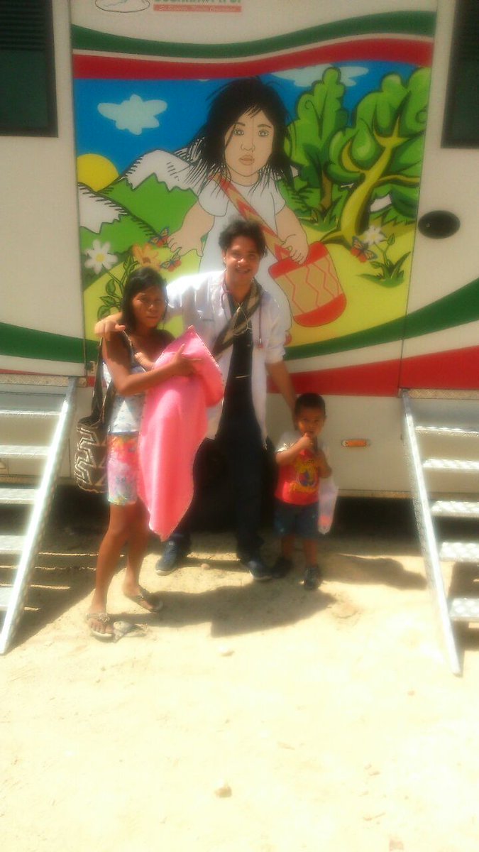 Dusakawi_IPS's tweet photo. En sus 18 años @Dusakawi_IPS solo ha tenido por objetivo el de buscar siempre el bienestar de las poblaciones indigenas y menos favorecidas https://t.co/BoTTrabR33