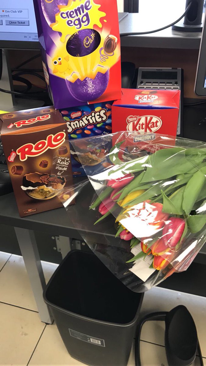 U4Forsythe's tweet photo. What a treat from a very happy customer in Sunderland #customerserviceisourwayoflife @rshreeve1 @U8hinchy @TopU8FC @megan_teasdale https://t.co/OmPIrtdsh0