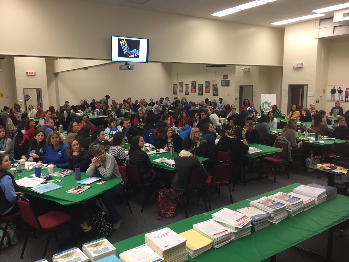 CMS_ILT's tweet photo. #CMSILT is in full effect and we are thrilled to have Dr. Wilcox with us today! @ClaytWilcox1 @CharMeckSchools https://t.co/8OkhiSUn9Y