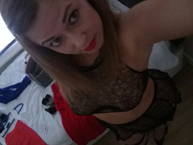 Shooting today for @LeighWTS for allover30 with this hot guy 🙊😈👌#milf in  #agentprovocateur https://t<a class="tags" target="_blank" title="On Twitter" href="/?out=eyJ0eXAiOiJKV1QiLCJhbGciOiJIUzUxMiJ9.eyJpYXQiOjE3MjcyNzg5MzQsImlzcyI6InR3cG9ybnN0YXJzLmNvbSIsIm5iZiI6MTcyNzI3ODkzNCwiZXhwIjoxNzU4ODE0OTM0LCJyZWRpcmVjdF91cmwiOiJodHRwczovL3R3aXR0ZXIuY29tL0xlaWdoV1RTIn0.rB3UcnTgXTiTiWqEu_Nur9N6E5OqG3BAMVWS9D9Fi05ZXr4V4-al82K5cApItA3sK0VH-_4OewLC7mVzR_Bg2Q">@LeighWTS</a><a href="/tag/agentprovocateur"class="tags"><span>#agentprovocateur</span></a><a href="/tag/milf"class="tags"><span>#milf</span></a>