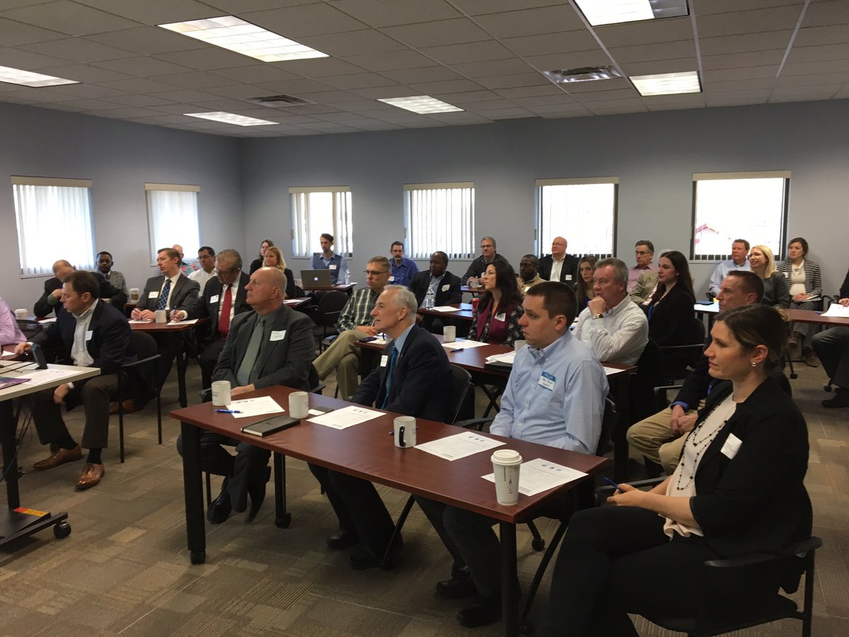 MplsChamber's tweet photo. Prime networking this morning at the new and improved #MeetTheChamber! Great to see new connections forming https://t.co/MqOFwycoGr