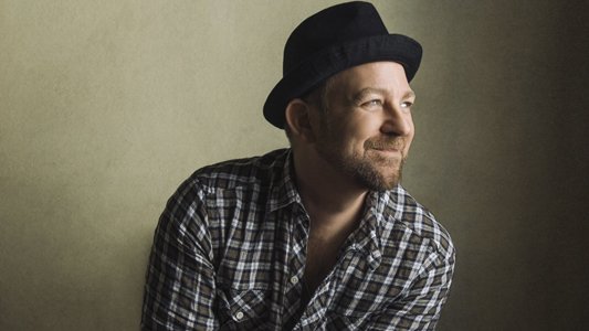 Happy Birthday, kristianbush! message him some love + crank up some tunes:  