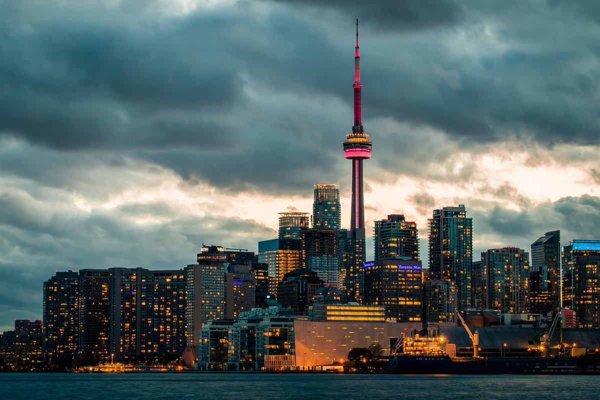 #Toronto was just ranked one of the top cities in the world for quality of life bit.ly/2lWSc63
