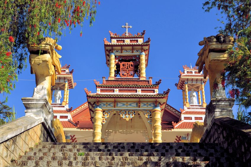 AsiaTrips_EN's tweet photo. This 9 day tour to take an adventure and explore and experience this amazing trip popular attractions of Vietnam https://t.co/Yq8ItuFtZU https://t.co/mwbtoKtZWy