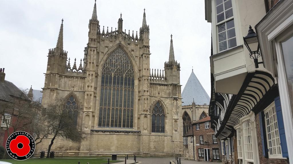 CarlShilleto's tweet photo. Laying up of #Normandy #Veterans #Association Standard at YorkMinster 14th March 2017 https://t.co/dO42E5bXO6