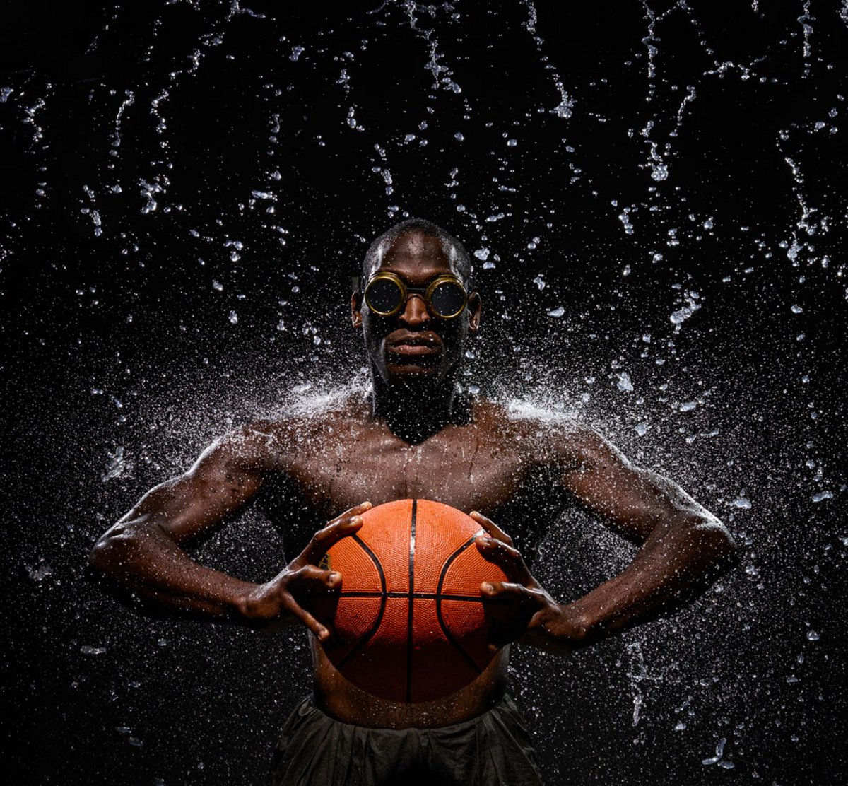 Maya Almeida specialist #water #underwater #photographer #director. 2017 reel kalectiv.photography/homepage/maya-…
#fashion #healthcare #MarketingDigital